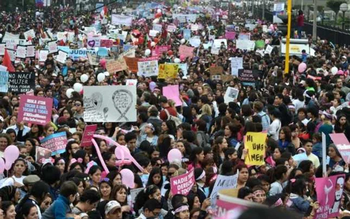 Trei femei au murit săptămâna trecută în Peru din cauza violenţei domestice FOTO AFP