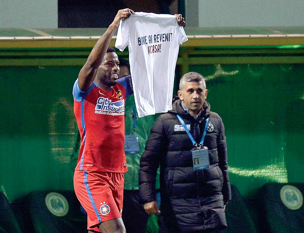 Varela a avut un  tricou special  pregătit pentru Meme Stoica 