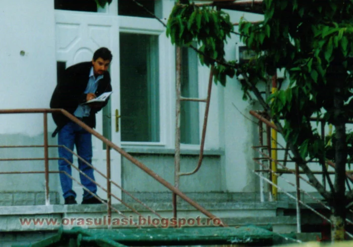 Mihai Chirica, actulul primar al Iaşiului, i-a construit casa, în 2001, lui Constantin Simirad FOTO orasuliasi.blogspot.com