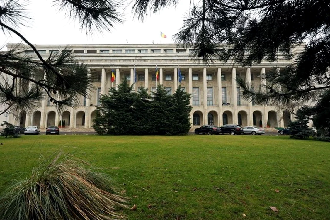 
    Un funcţionar care lucrează la Registratura Guvernului a fost confirmat cu noul coronavirusFoto News.ro  