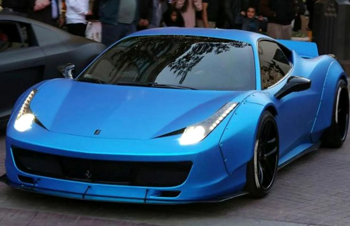 
    Justin Bieber Ferrari 458 Italia  