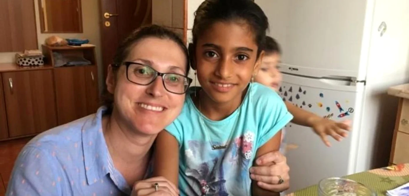 Sorina, alături de mama adoptivă FOTO: PSNEWS