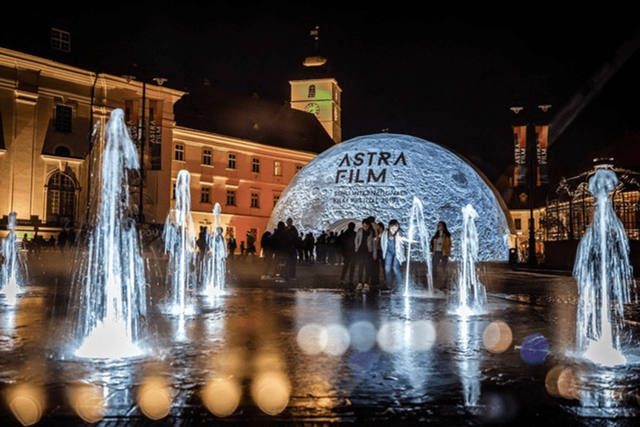 La Sibiu, teleportare în viitor cu filme imersive și proiecții Full DOM. S-au pus în vânzare biletele pentru Astra Film Festival