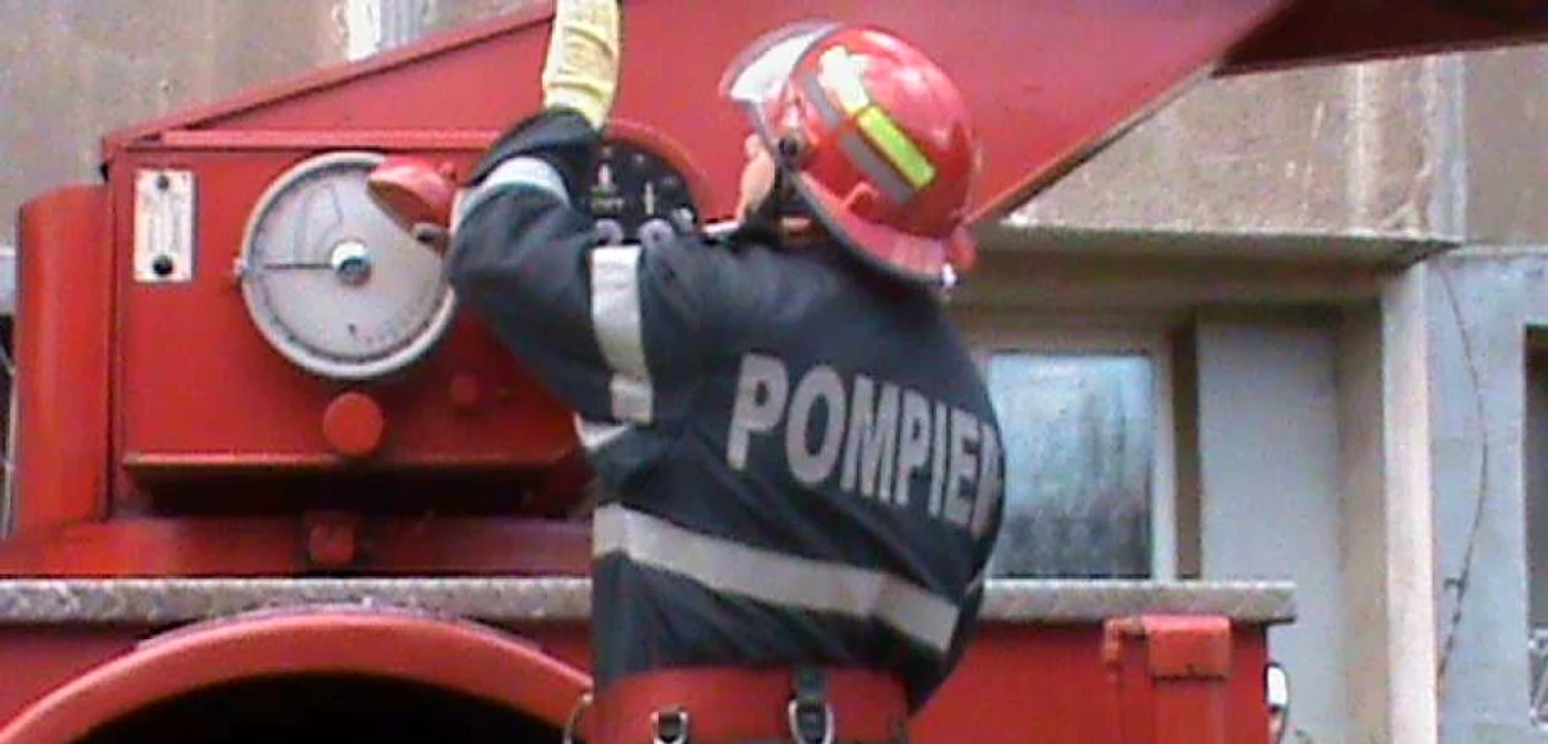 Pompierii îşi vor prezenta tehnica