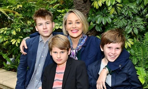 Sharon Stone copii jpeg