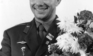 Yuri Gagarin, primul om care a zburat în spațiu, la 12 aprilie 1961 jpeg