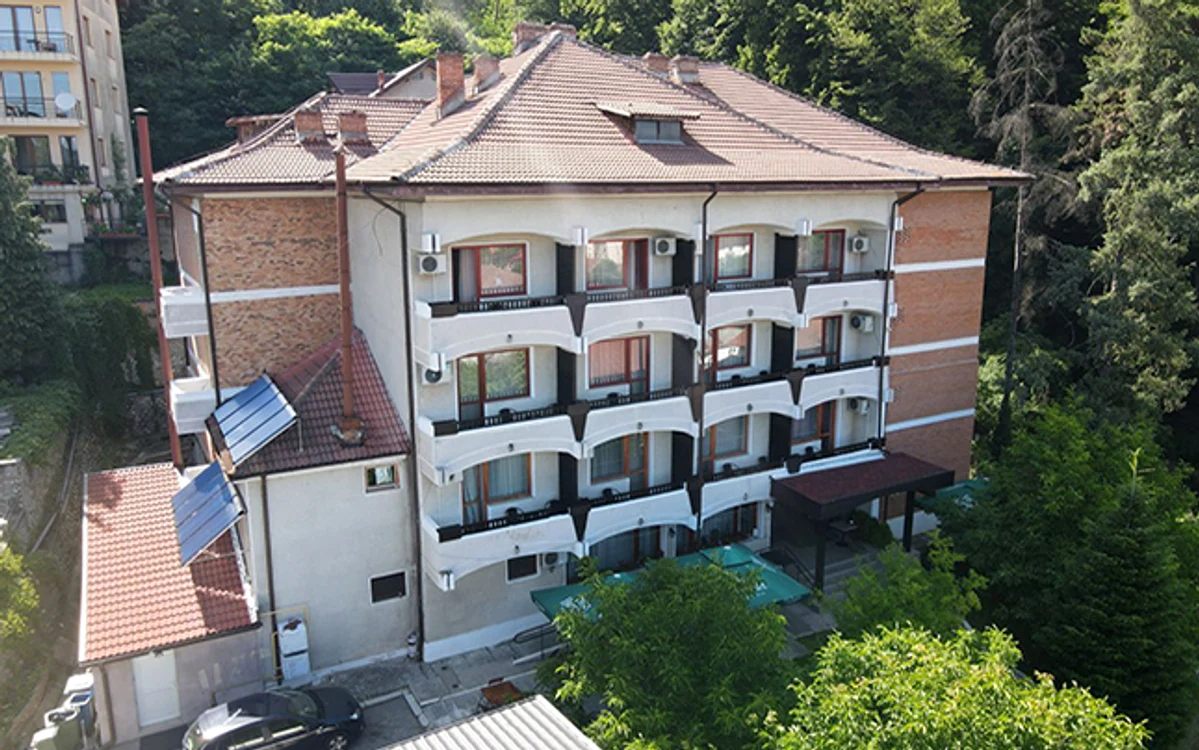 Hotel Panoramic jpg