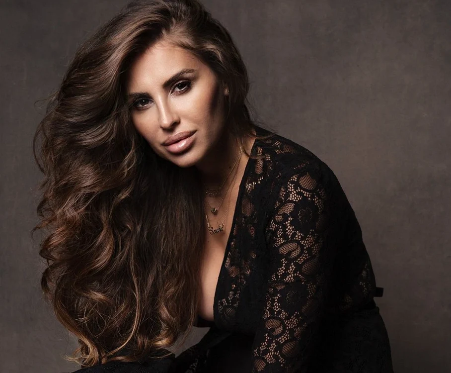 
    Roxana Blagu are un trup de manechin acumfoto: arhivă personală  