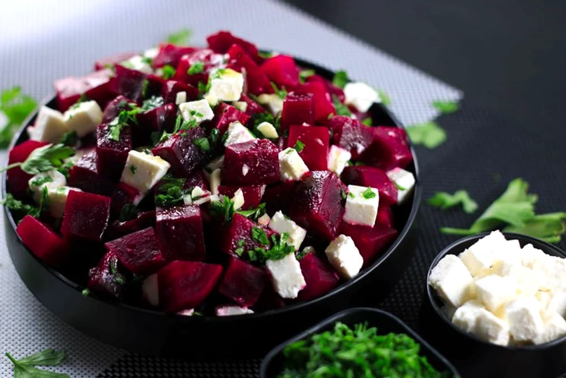 Salata de sfecla cu branza feta jpeg