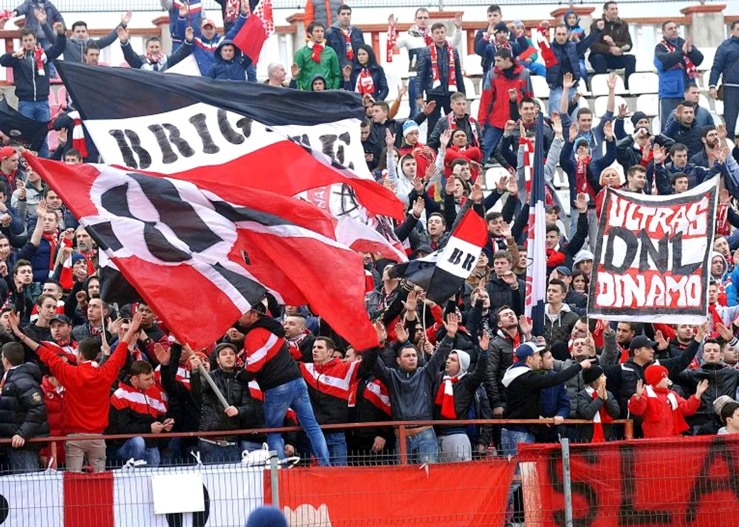 Fanii dinamoviști pot salva din nou clubulFOTO: Sportpictures.eu
