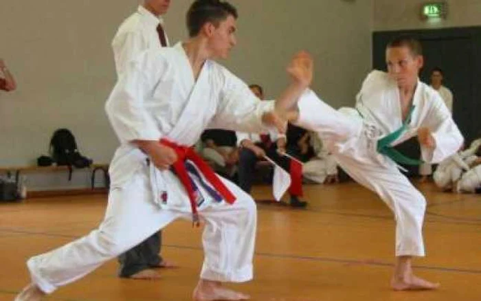 Baia Mare: Băimărenii se întrec în lovituri de shotokan