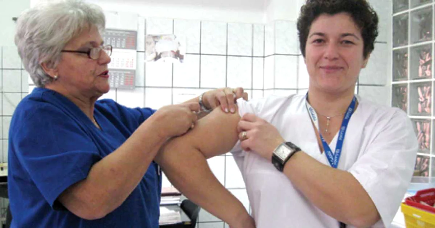 Medicii s-au imunizat împotriva gripei noi