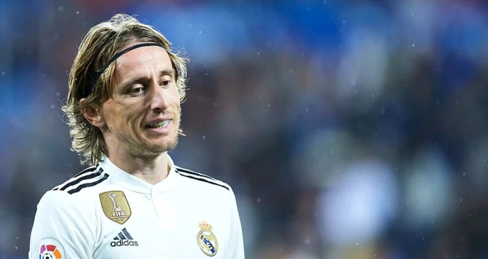 Luka Modric a pierdut postul de titlul în fața mai tinerilor săi colegi. Foto EPA EFE
