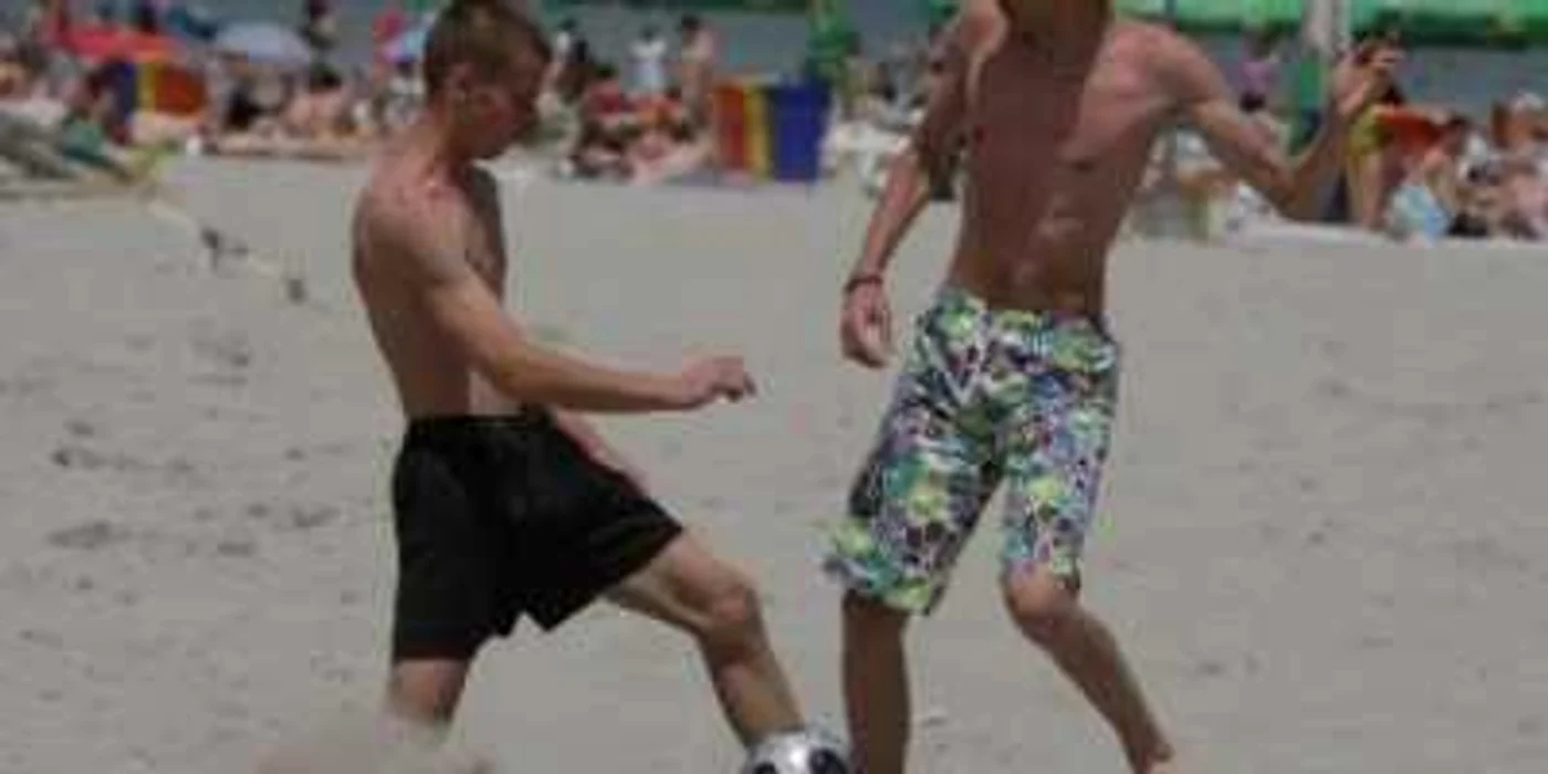 Constanta: Litoral 2009/Campionat de fotbal pe plajă în staţiunea Mamaia