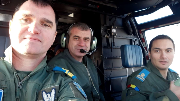 Echipajul primului elicopter a fost compus din Mugur Damian, Ionuţ Bejan şi Adrian Ioniţă