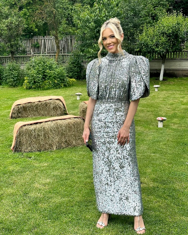 Andreea Ibacka într-o rochie M. Marquise. FOTO: Instagram