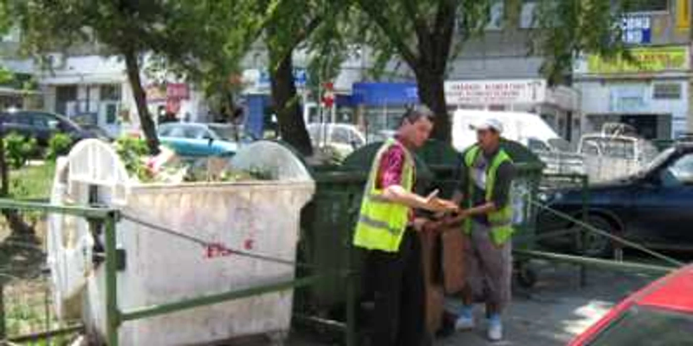 Bacău: Băcăuanii, repetenţi la păstrarea curăţeniei