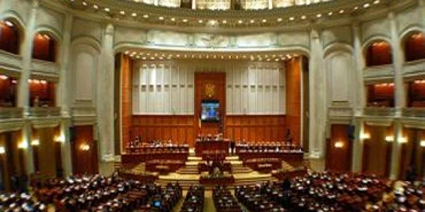 Nica şi Diaconescu, chemaţi la audieri în Comisia de Apărare, în cazul Băbeni
