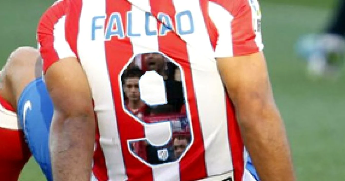 Tricoul lui Falcao