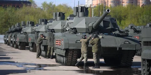 Tancuri T 14 Armata Twitter jpg