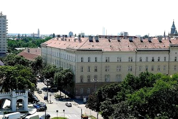 Clădirea în care funcţionează Curtea de Apel Timişoara