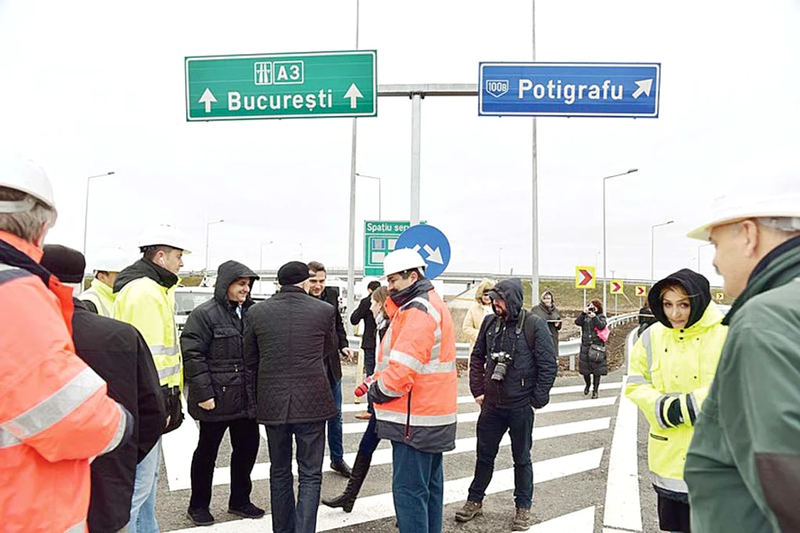 Nodul rutier a fost inaugurat  de autorităţi pe 29 noiembrie
