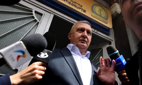 Seful Statului Major, Generalul Vlad Gheorghita, iese de la sediul DNA Militar, in Bucuresti, 2 iunie 2026 Inquam Photos Octav Ganea (2) jpeg