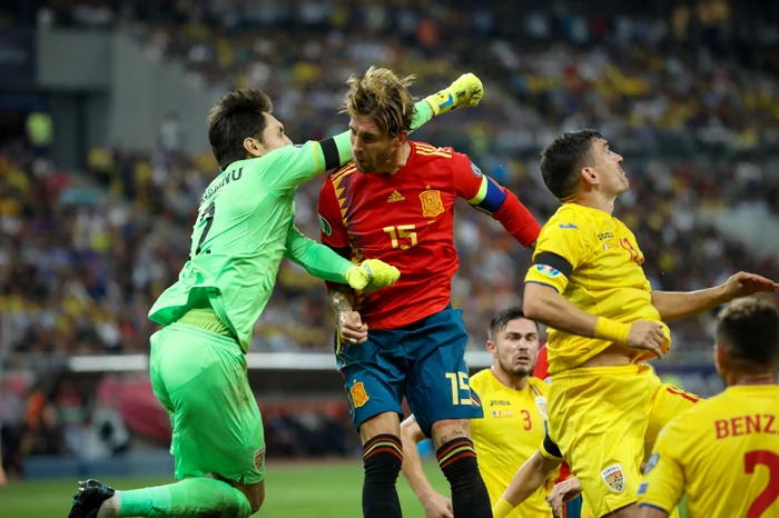 Tătăruşanu a fost cel mai bun fotbalist al României în meciul cu Spania