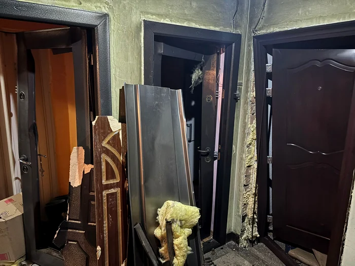 Explozie într-un bloc din Toplița FOTO: ISU