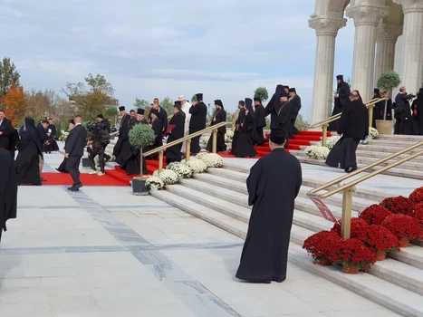 Slujba de sfinţire a Catedralei Naţionale s-a încheiat / foto: Click!