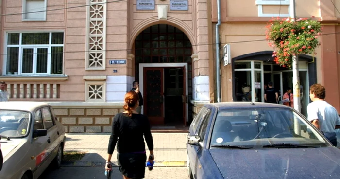 Magistratul și-a pierdut funcția de prim-procuror adjunct, la Parchetul Deva.