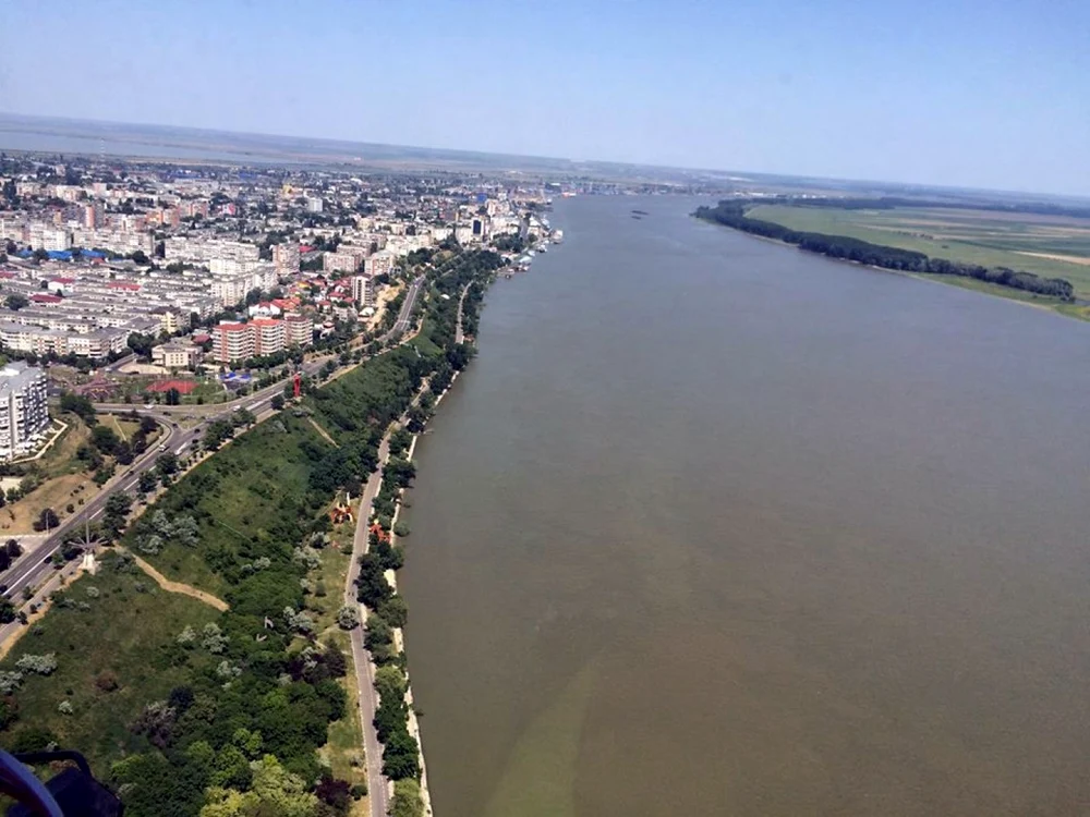 Dunărea la Galaţi FOTO  Adevărul
