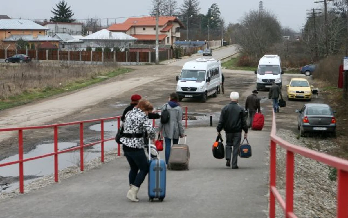 Dascălii care fac nevata vin pe banii lor la locul de muncă