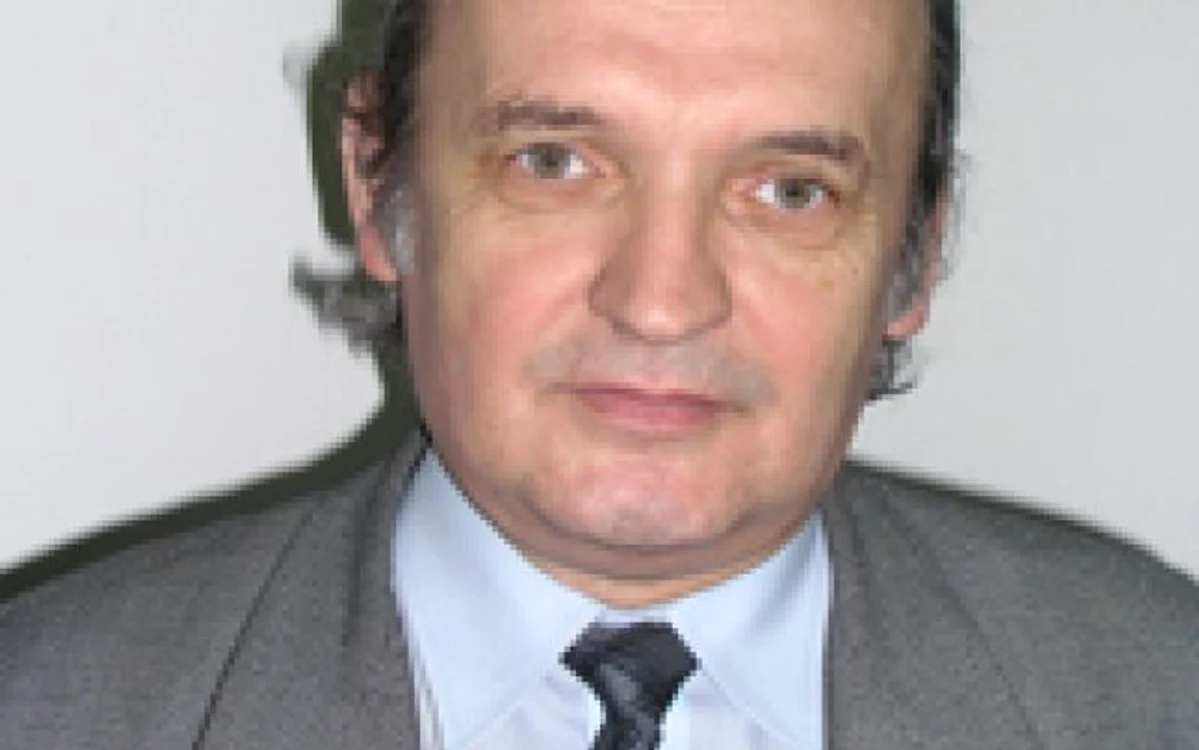 Rectorul Mihai Coloja. FOTO upg-ploiesti.ro