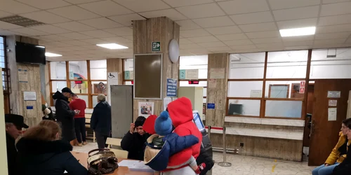 cetateni la ghiseele CJP olt in prima zi lucratoare din 2026 foto alina mitran (2) jpg