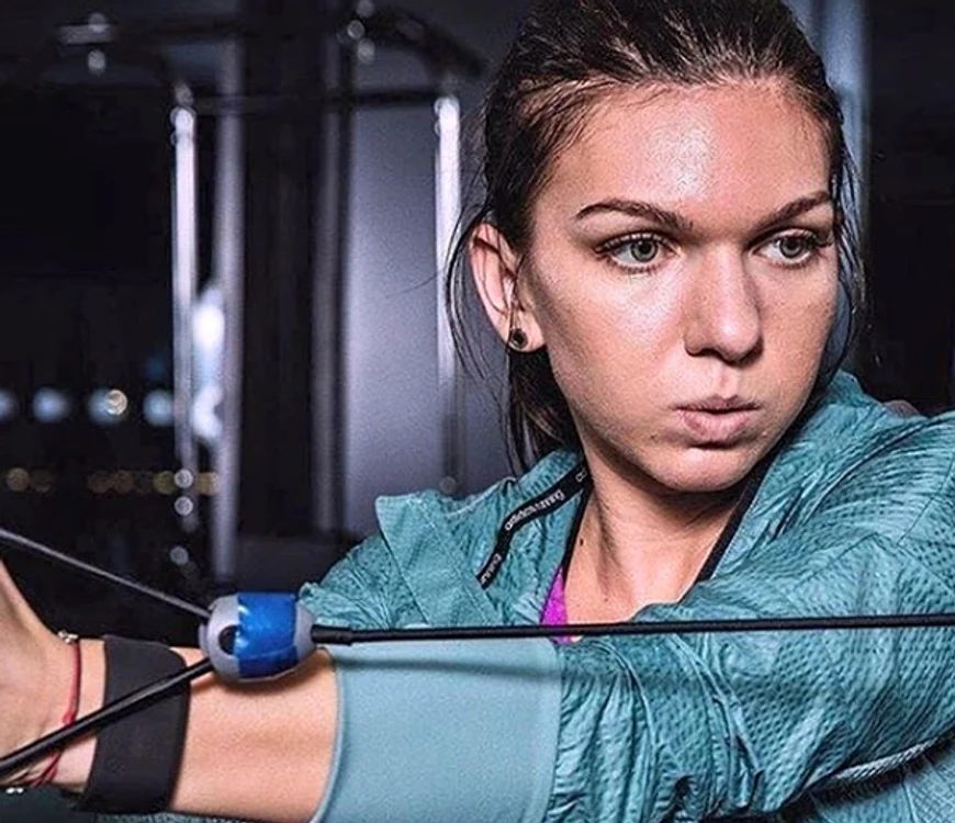 
    Simona, alături de fratele eiFoto: Instagram  