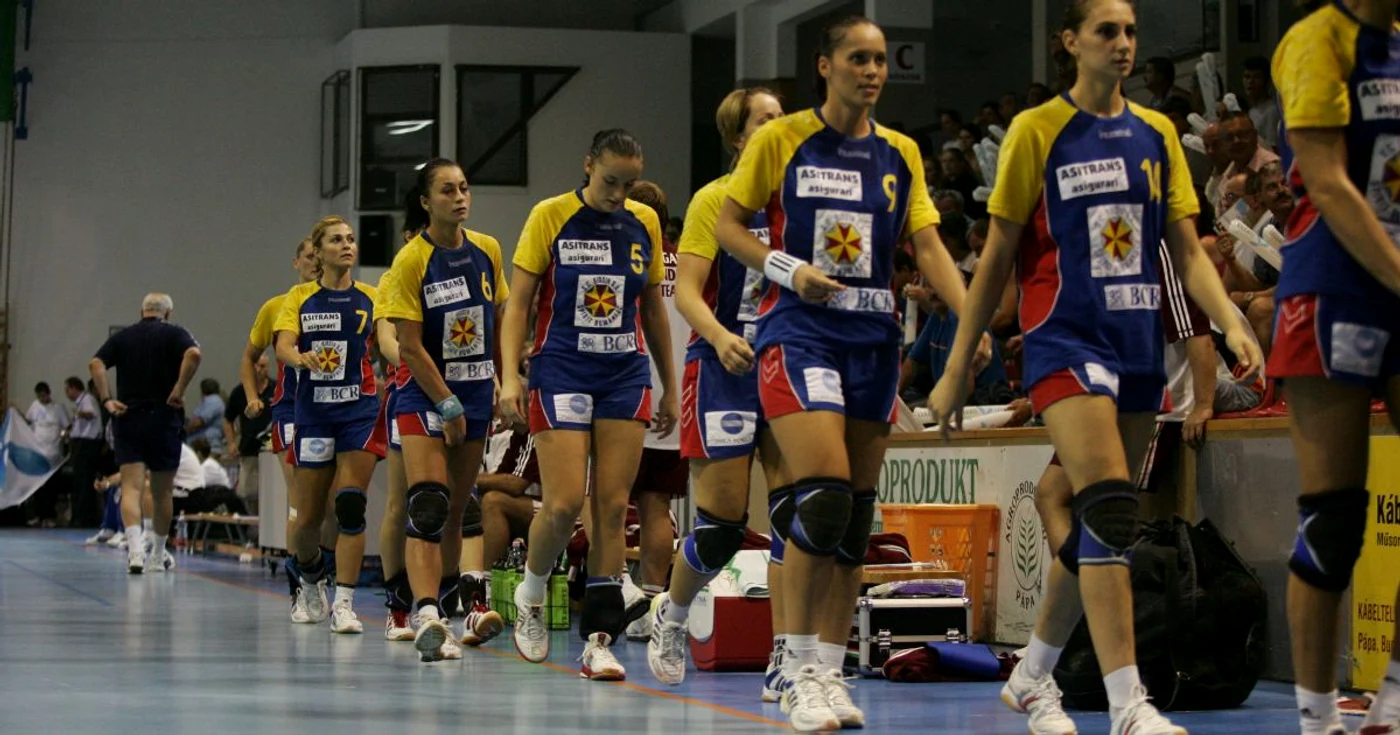 Naţionala feminină de handbal a României s-a mutat la Buzău