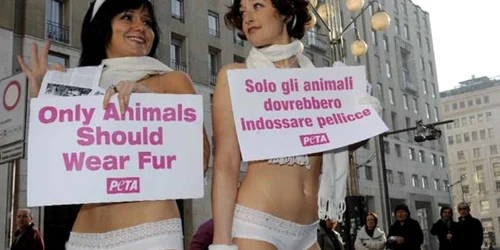 Animalistele de la PETA la Milano