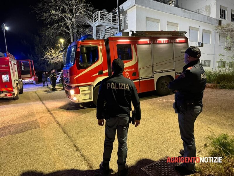 Un român a murit în incendiul care a izbucnit la un spital din Sicilia: fuma în timpul unei ședințe de oxigenoterapie