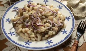 salata ciuperci fasole jpeg