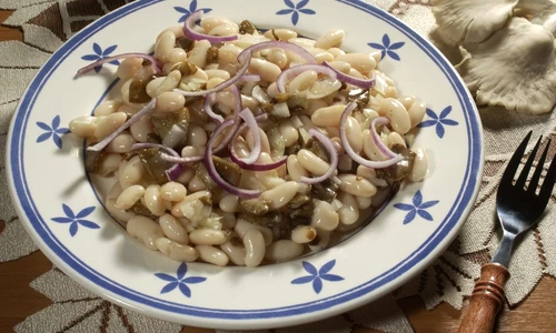 salata ciuperci fasole jpeg