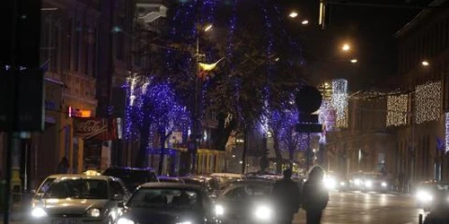 Numai led-urile sunt aprinse până de  Crăciun