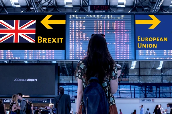 UK iese din UE după 47 de ani