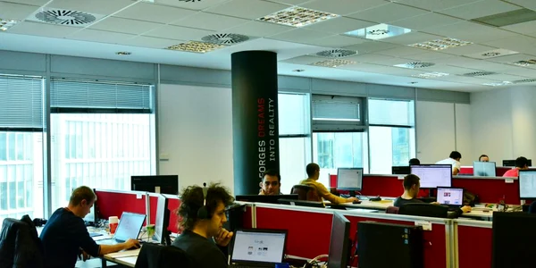 Noile birouri Lenovo din România FOTO Răzvan Băltăreţu