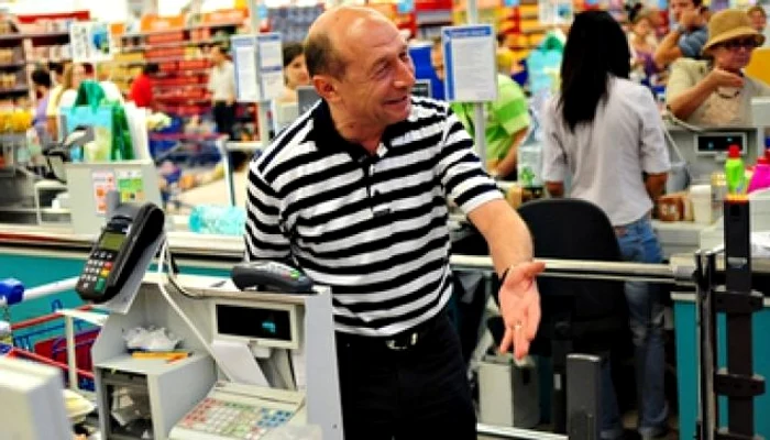 Traian Băsescu obişnuia să meargă la cumpărături în hipermarket
