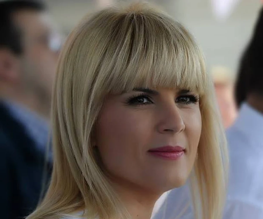
    Elena Udrea este acuzată de către procurorii DNA și de spălare de baniFoto: Arhiva personală  