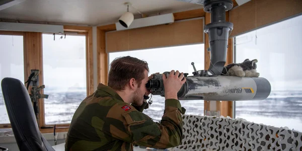 Soldat norvegian monitorizand granita cu Rusia FOTO EPA EFE jpg