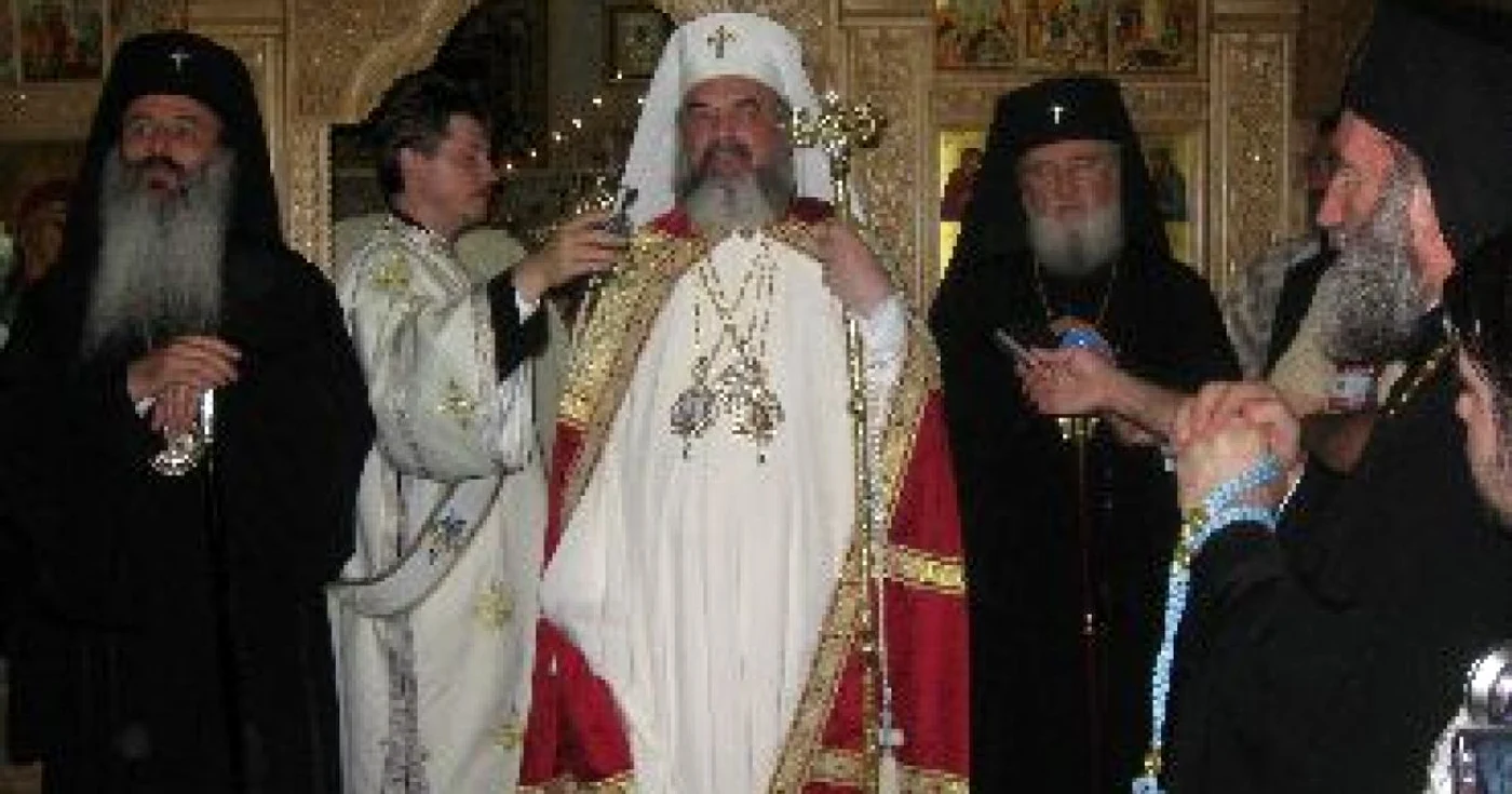 Bacău: Patriarhul Daniel a vizitat Catedrala ”Înălțarea Domnului” (GALERIE FOTO)