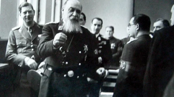 Antonescu ştia că legionarii vor să l ucidă pe Iorga! jpeg