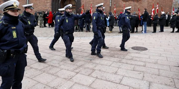 politie danemarca explozii ambasada israelului copenhaga FOTO X @yasarullah jpeg